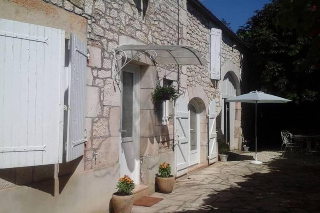 Maison de charme en Périgord 10 personnes La maison d'Albertine Peyrillac-et-Millac Extérieur photo